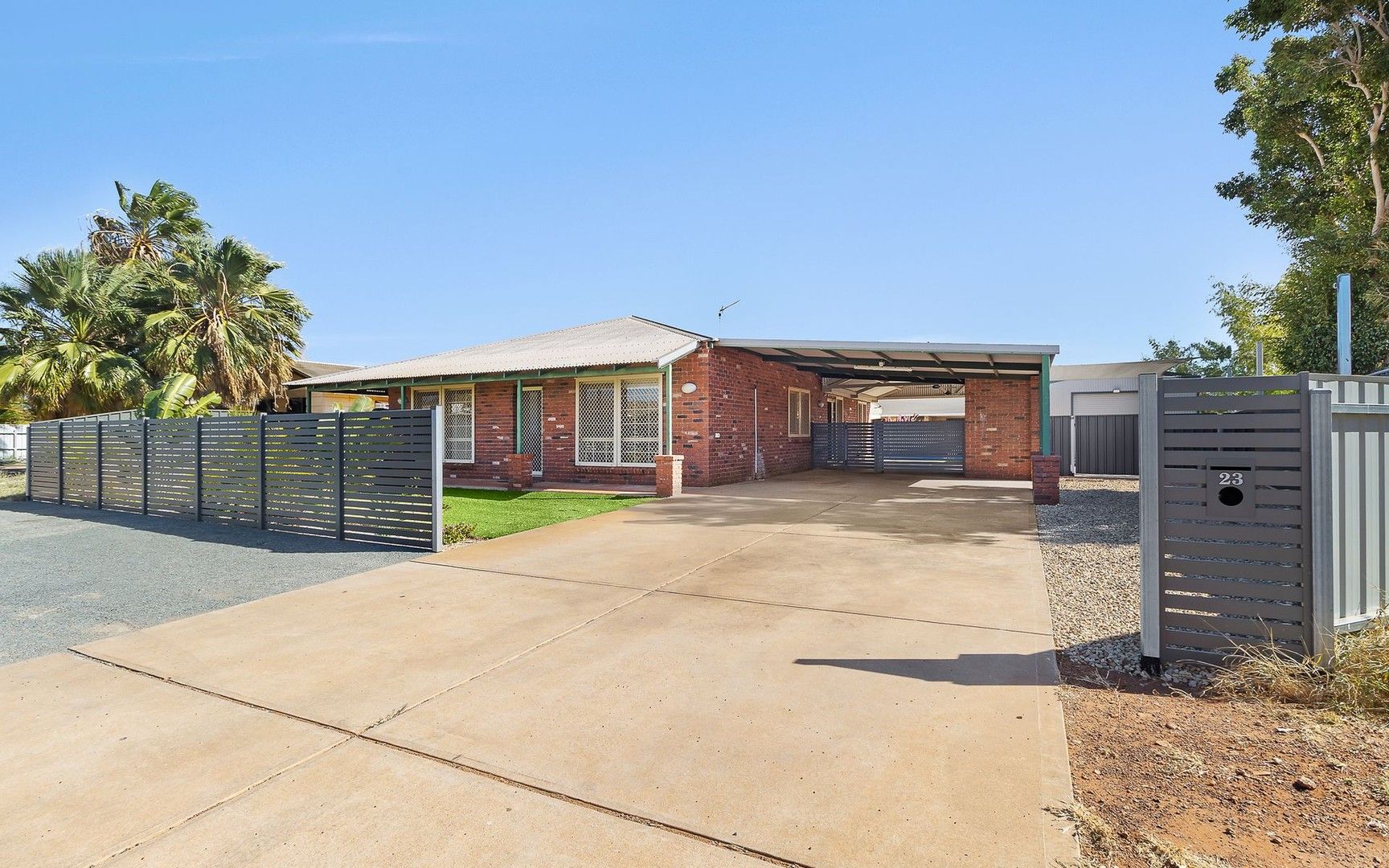 4 bedrooms House in 23 Radley Drive BAYNTON WA, 6714