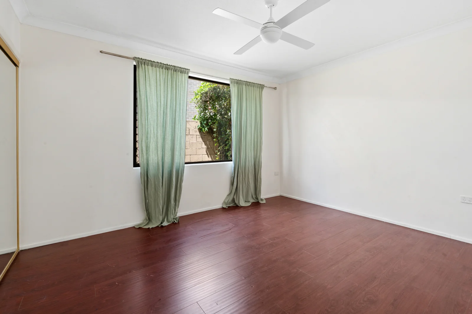 Additional image 10 of 12 Raymond Avenue, Bundall QLD 4217