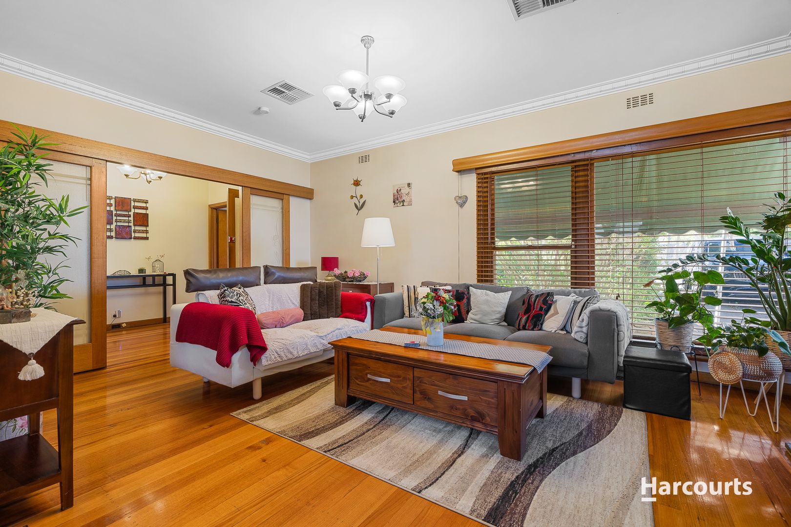 8 Bevis Street, Bentleigh East VIC 3165, Image 2