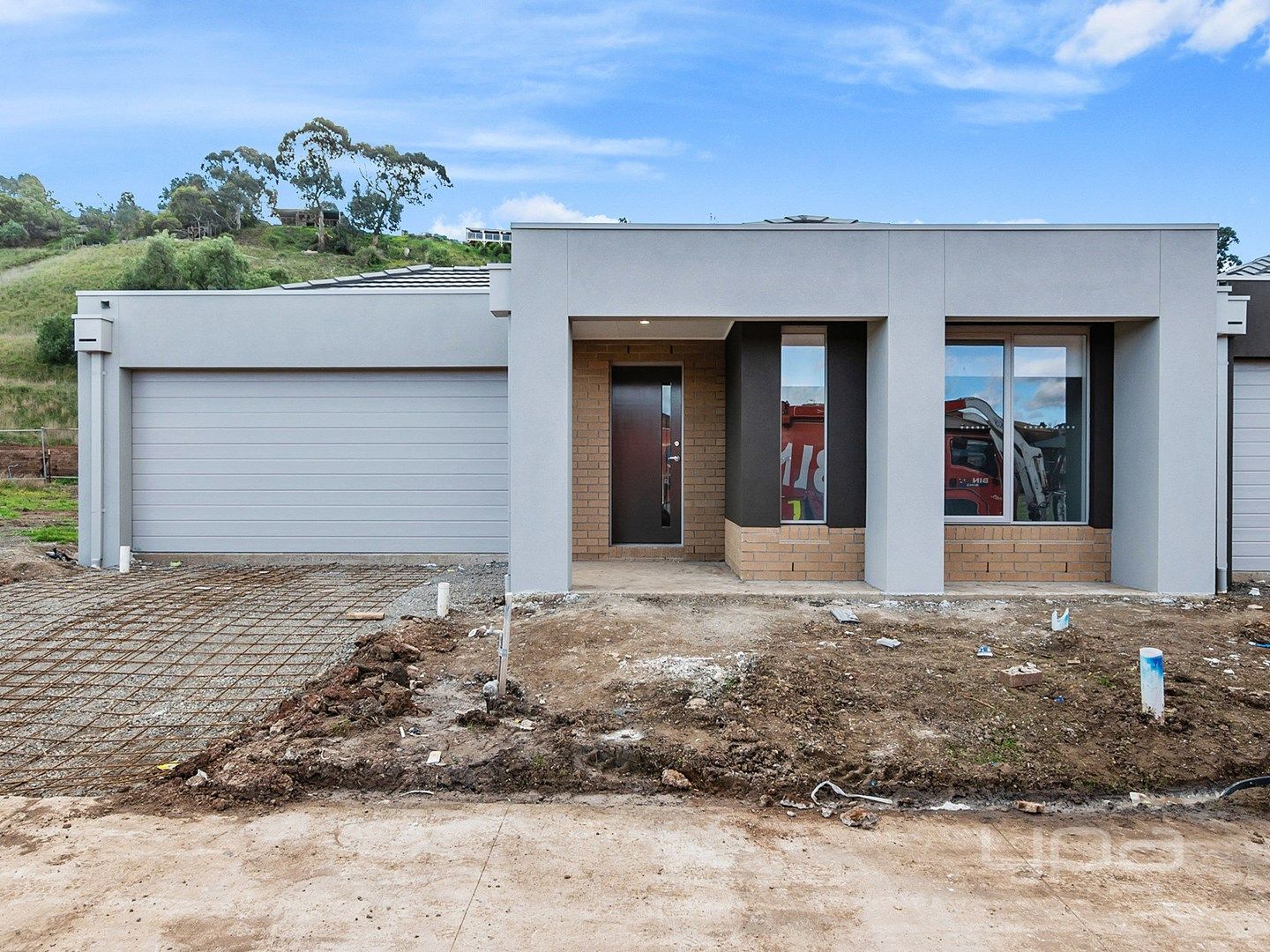 4 bedrooms House in 18 Adelong Way BACCHUS MARSH VIC, 3340