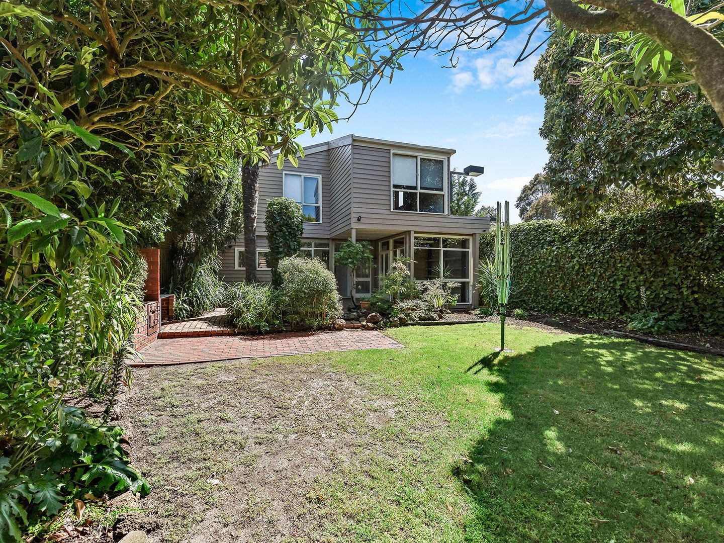 4 bedrooms House in 8 Yuille Street BRIGHTON VIC, 3186