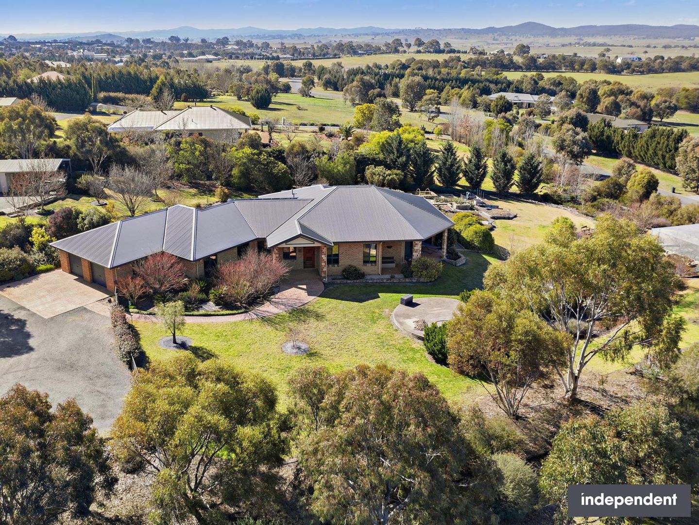 25 Merryville Drive, Murrumbateman Property History & Address