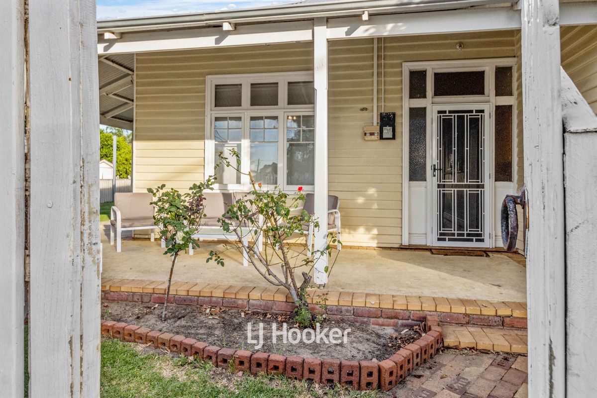 27 The Crescent, Brunswick WA 6224, Image 2