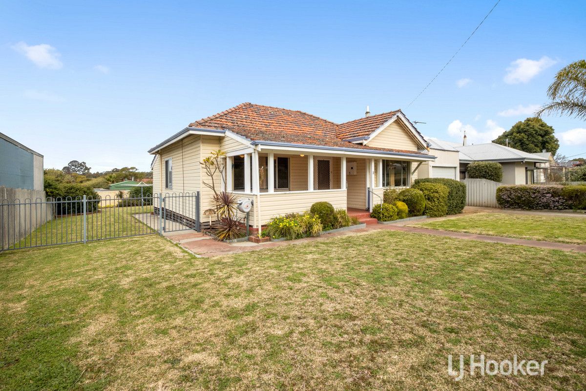 5 Crampton Street, Collie WA 6225, Image 1