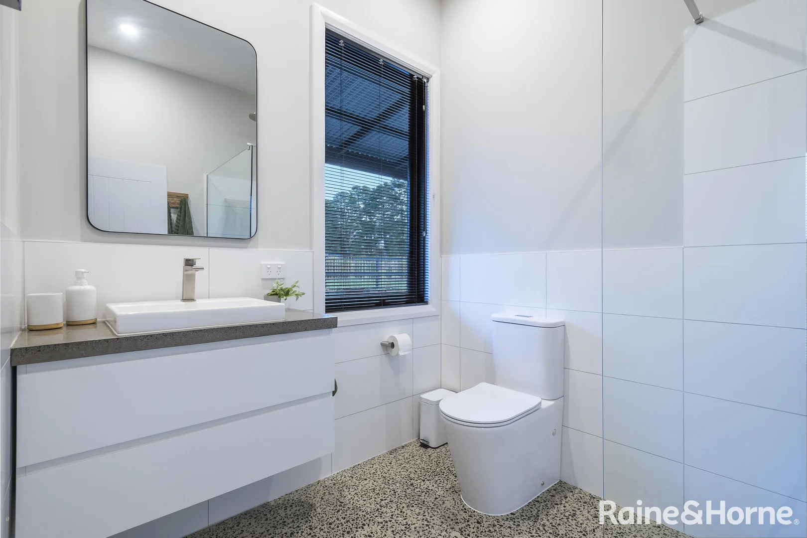 Additional image 19 of 7 Misty View Court, Gisborne VIC 3437