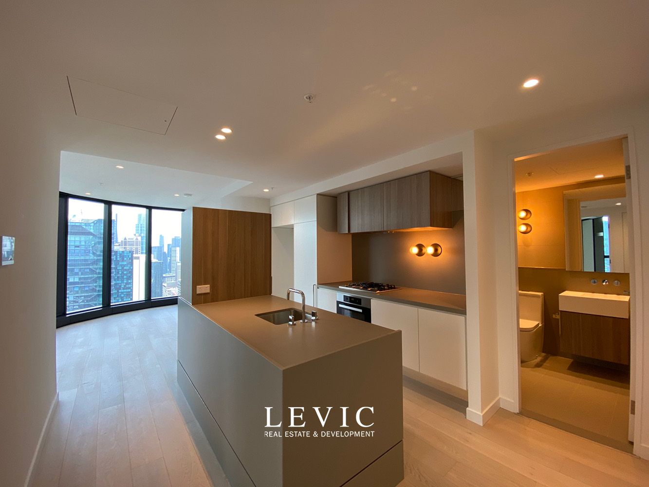 2 bedrooms Apartment / Unit / Flat in 3906/157 A'Beckett Street MELBOURNE VIC, 3000