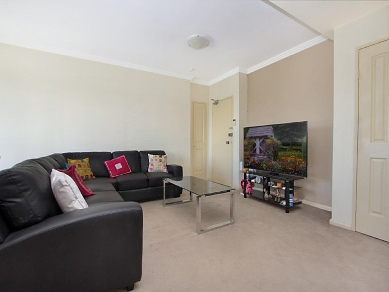 2 bedrooms Apartment / Unit / Flat in 17/19-21 Oxford Street BLACKTOWN NSW, 2148