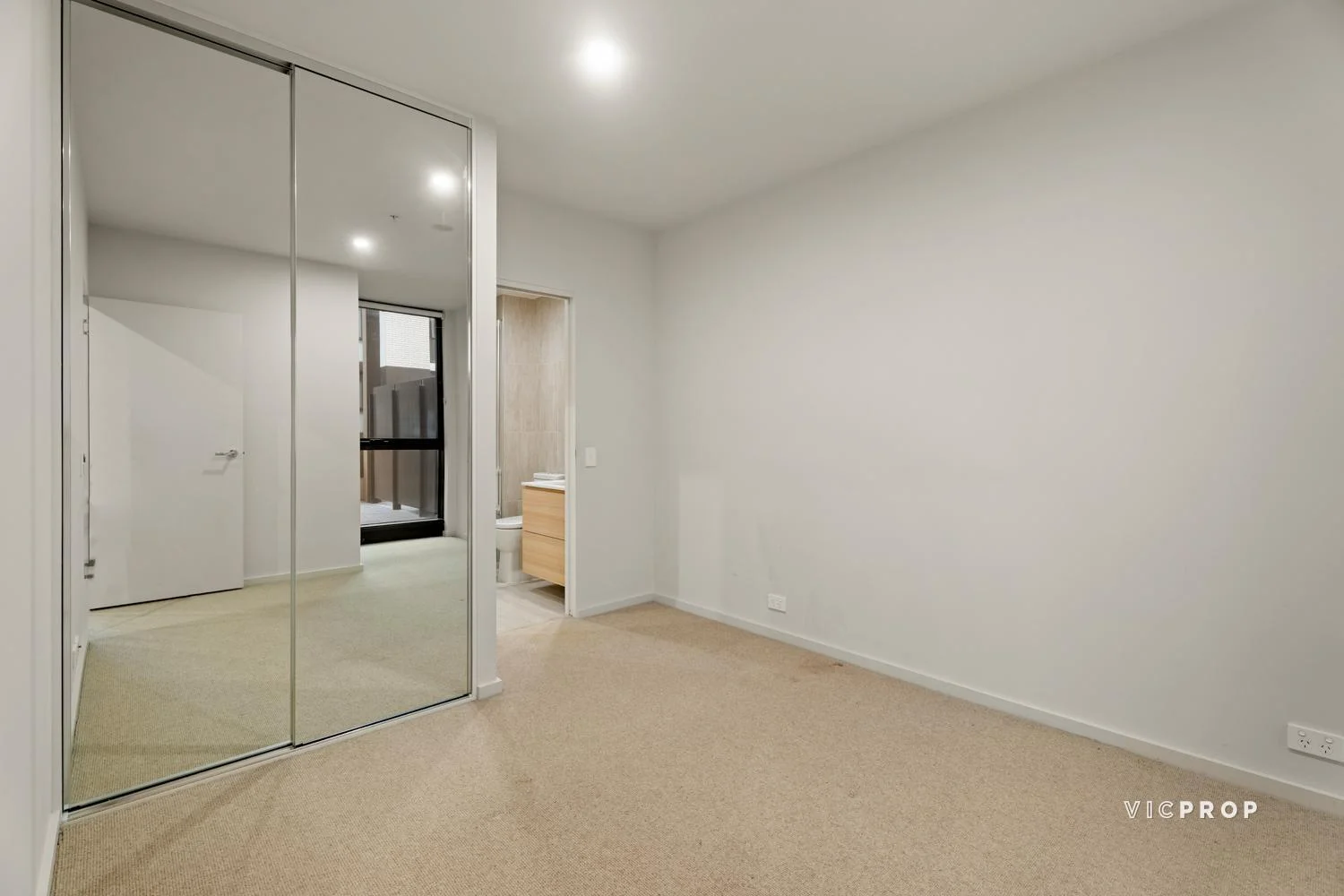 Additional image 4 of 118/1 Village Mews, Caulfield North VIC 3161