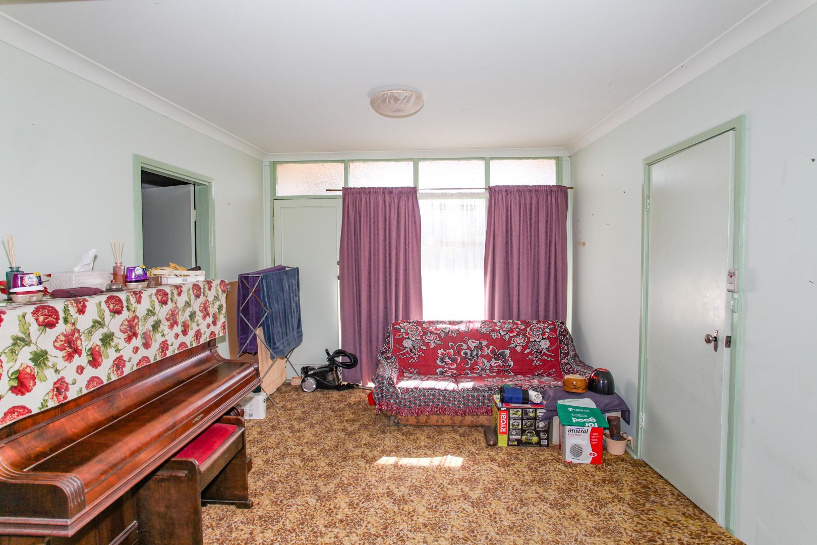 43 Montefiores Street, Wellington NSW 2820, Image 2