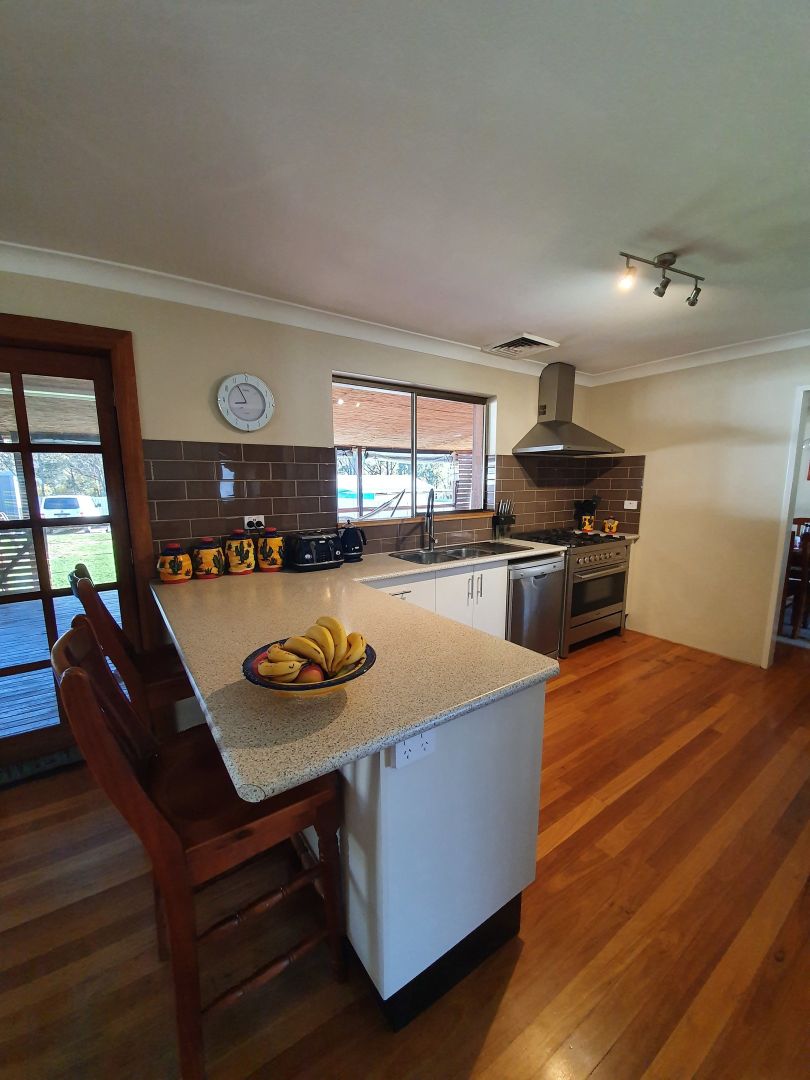 77 Maitland Street, Stanford Merthyr NSW 2327, Image 2