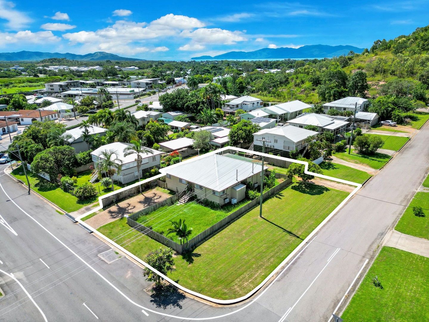 4 bedrooms Block of Units in 1/105 Stagpole Street WEST END QLD, 4810
