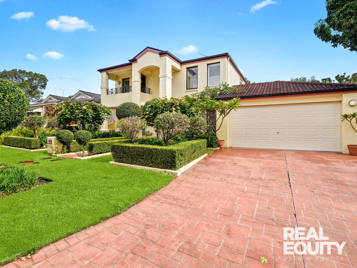 41 Woodlake Court, Wattle Grove NSW 2173, Image 0