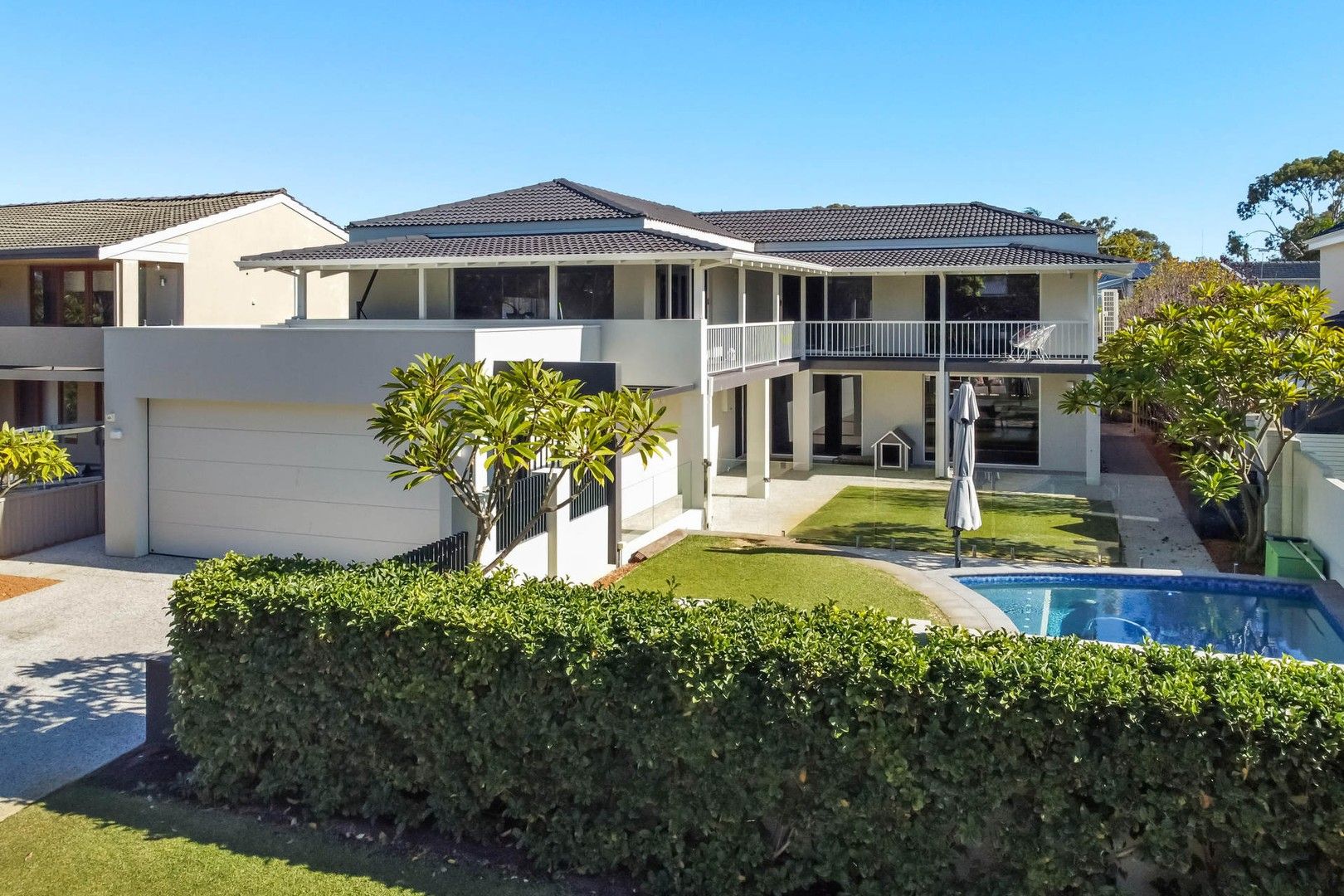 4 bedrooms House in 190 Burke Drive ATTADALE WA, 6156