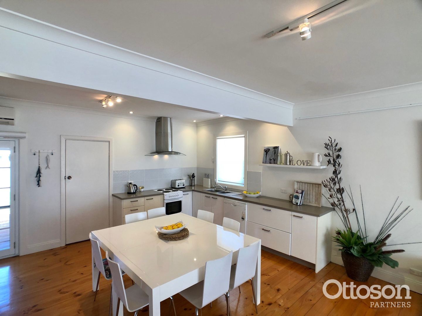 23 Robe Street, Robe SA 5276, Image 1