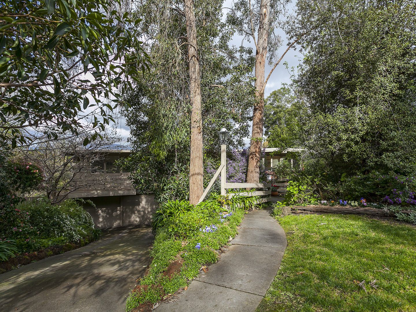 23 Byways Drive, Ringwood East VIC 3135, Image 2