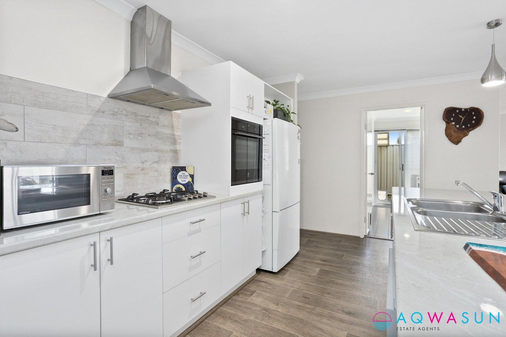 3 bedrooms House in 7 Kalli Street GOLDEN BAY WA, 6174