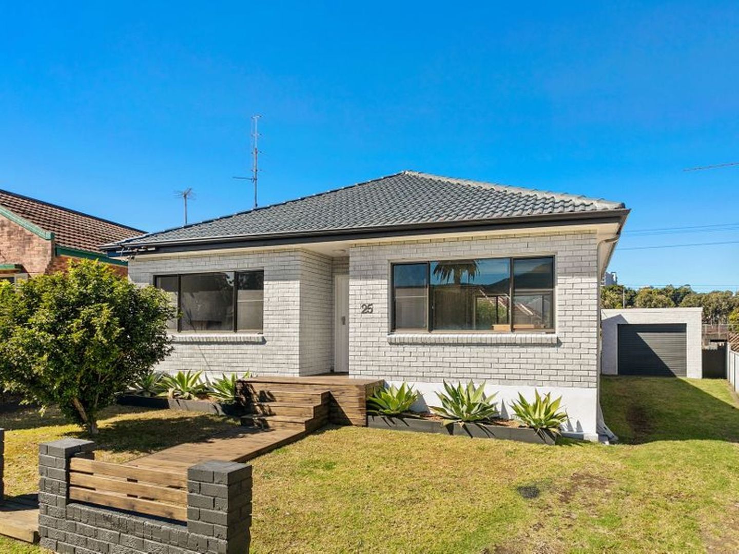 25 Crawford Avenue, Gwynneville NSW 2500, Image 1