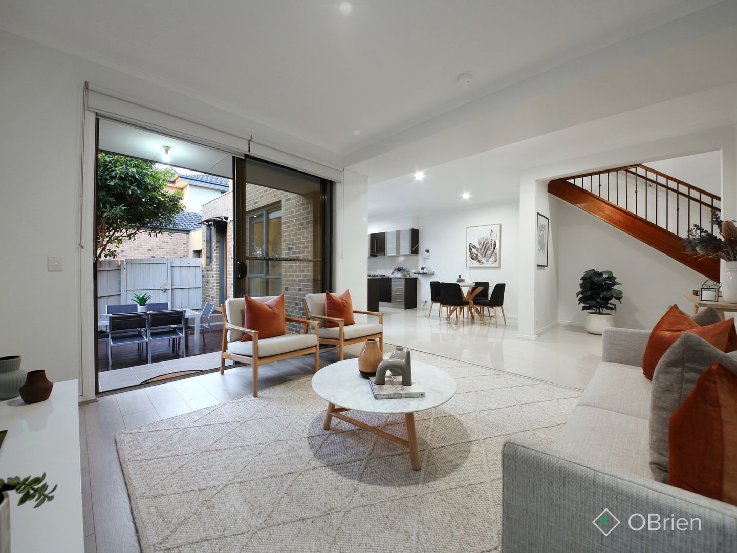 2/1 Rae Street, Chadstone VIC 3148, Image 2