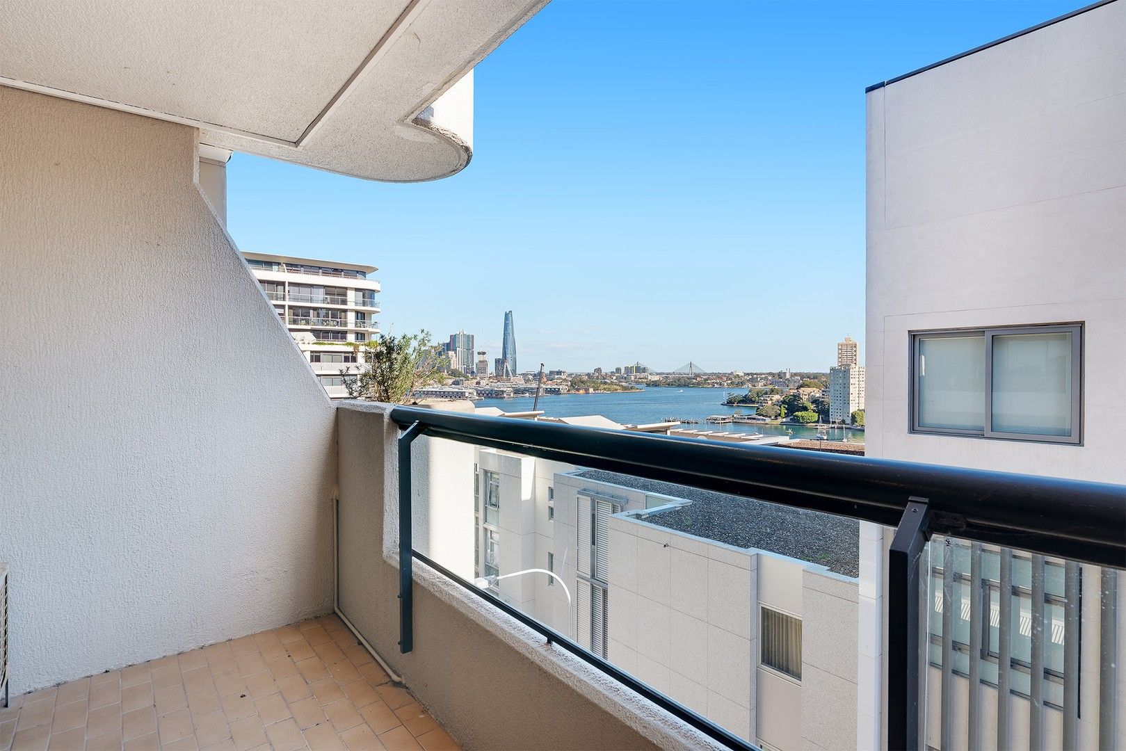 2 bedrooms Apartment / Unit / Flat in 10/98 Alfred Street MILSONS POINT NSW, 2061