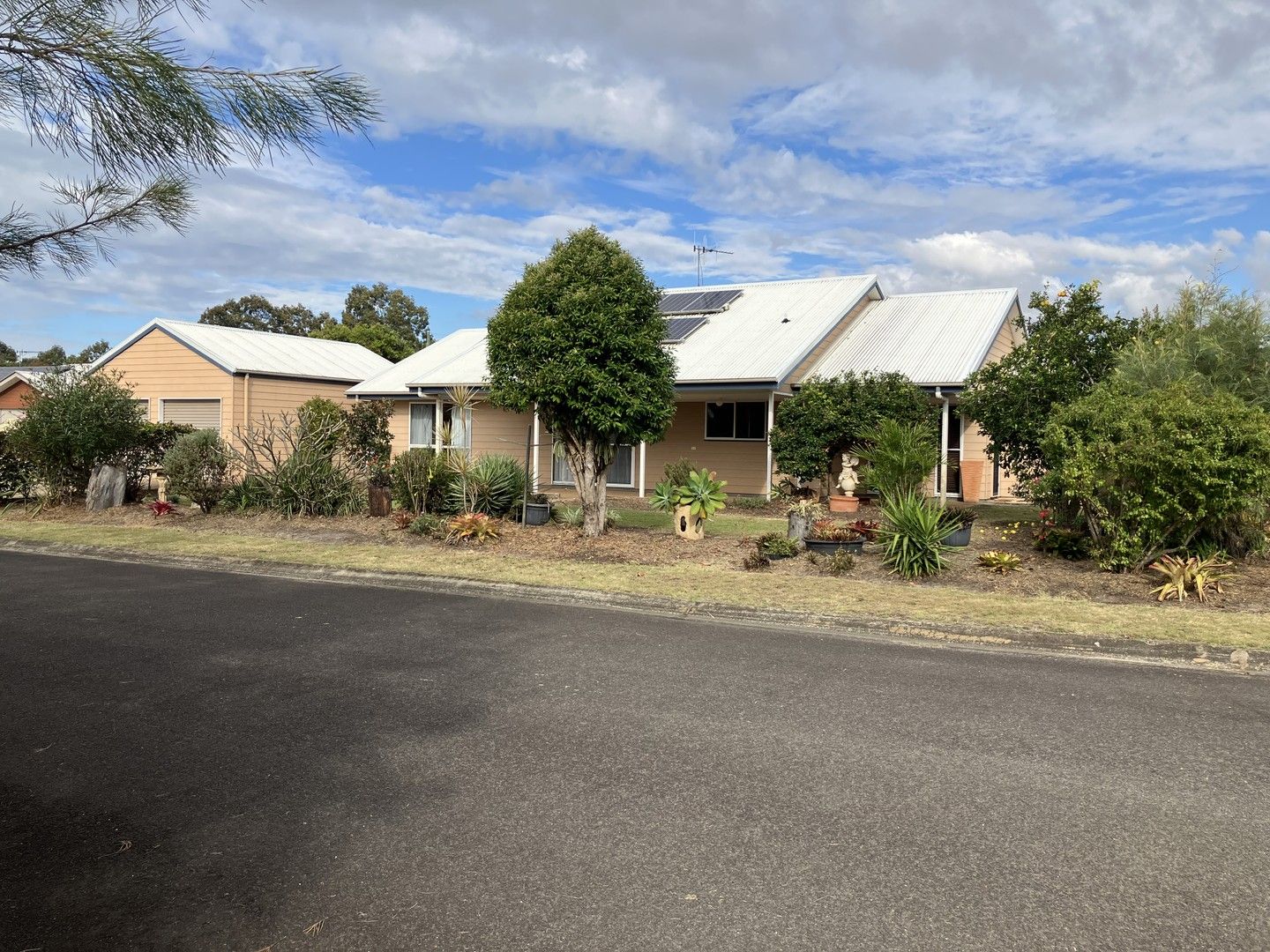 3 bedrooms House in 3 Lorikeet Ave WOODGATE QLD, 4660