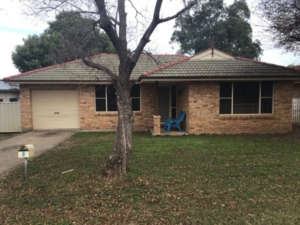 3 bedrooms House in 8 Wallamoul TAMWORTH NSW, 2340