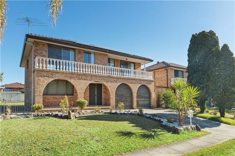 22 Essendon Street, St Johns Park NSW 2176, Image 0