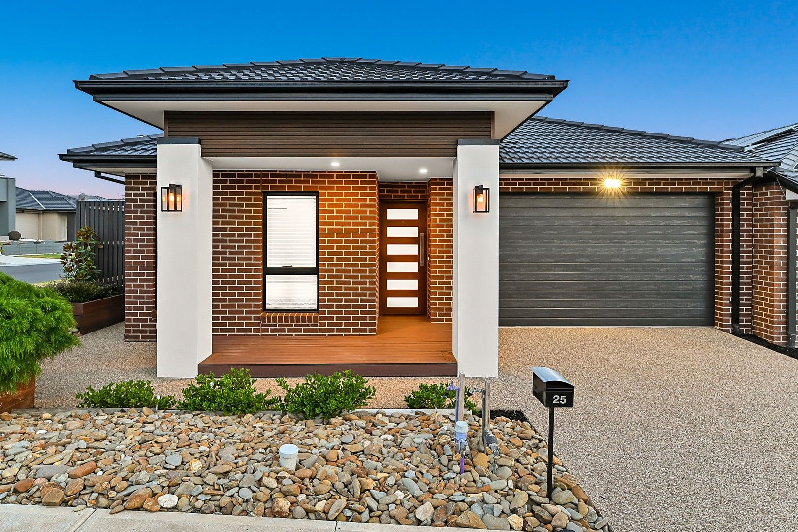 25 Charleston Chase, Berwick VIC 3806, Image 0