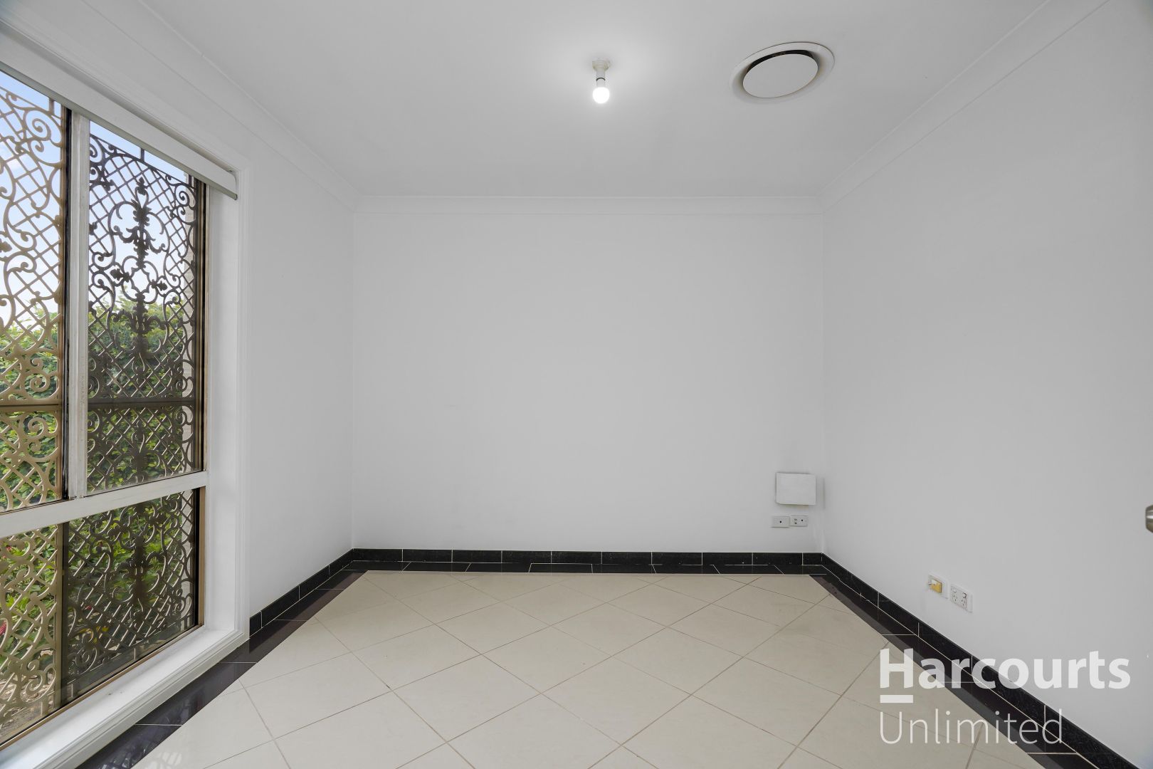 15 Illawarra Close, Woodcroft NSW 2767 House For Rent Domain