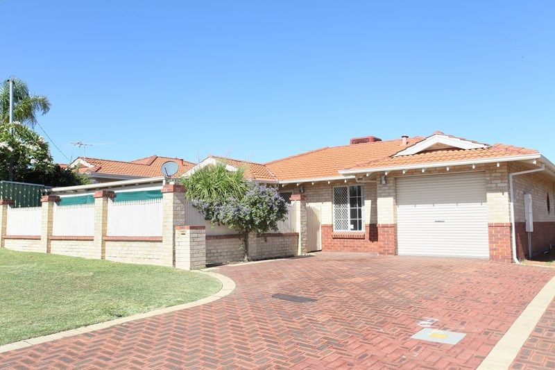 4 bedrooms Villa in 1/95 Wattle Street TUART HILL WA, 6060