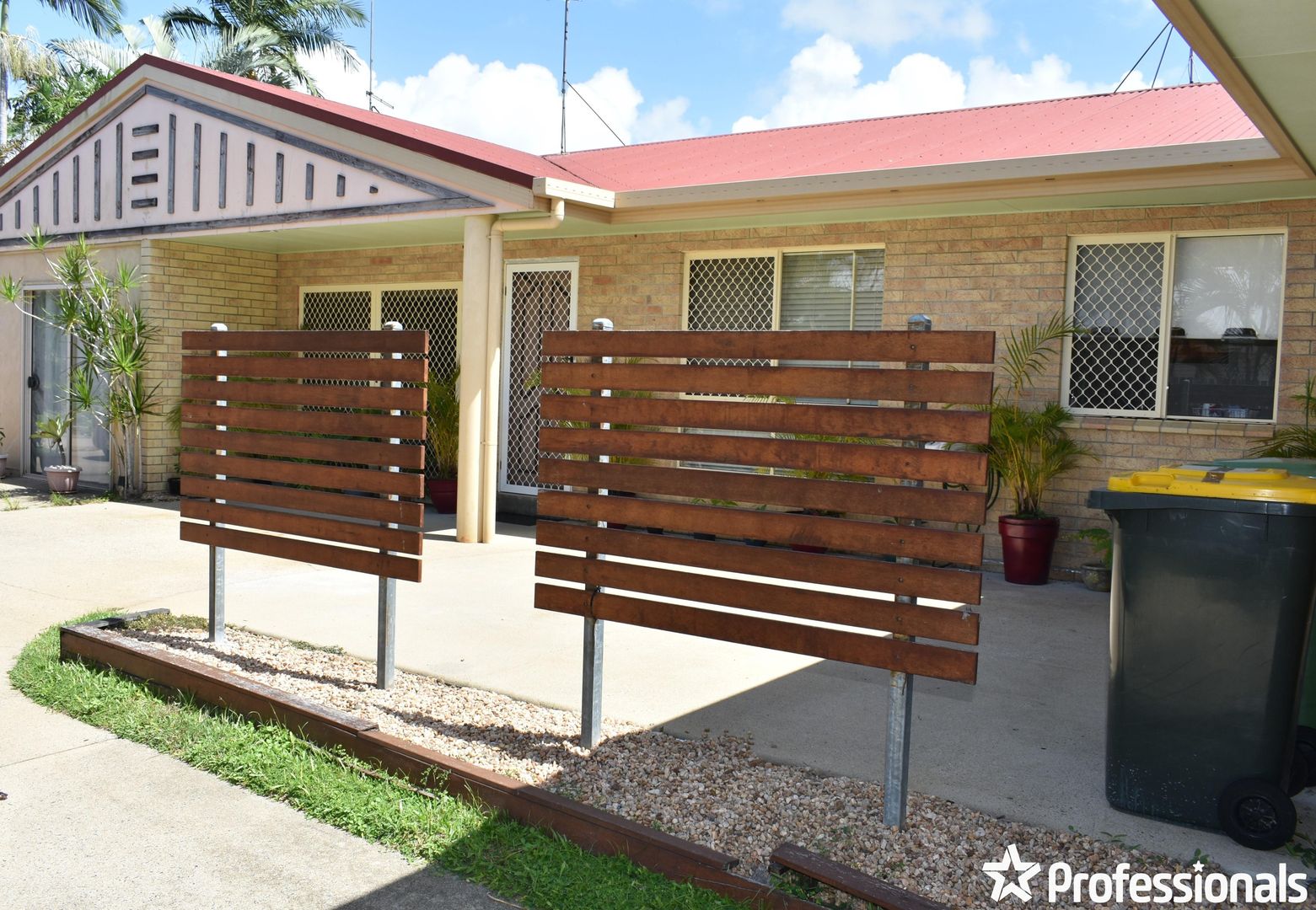 2/26 Lorraine Court Andergrove QLD 4740 Domain