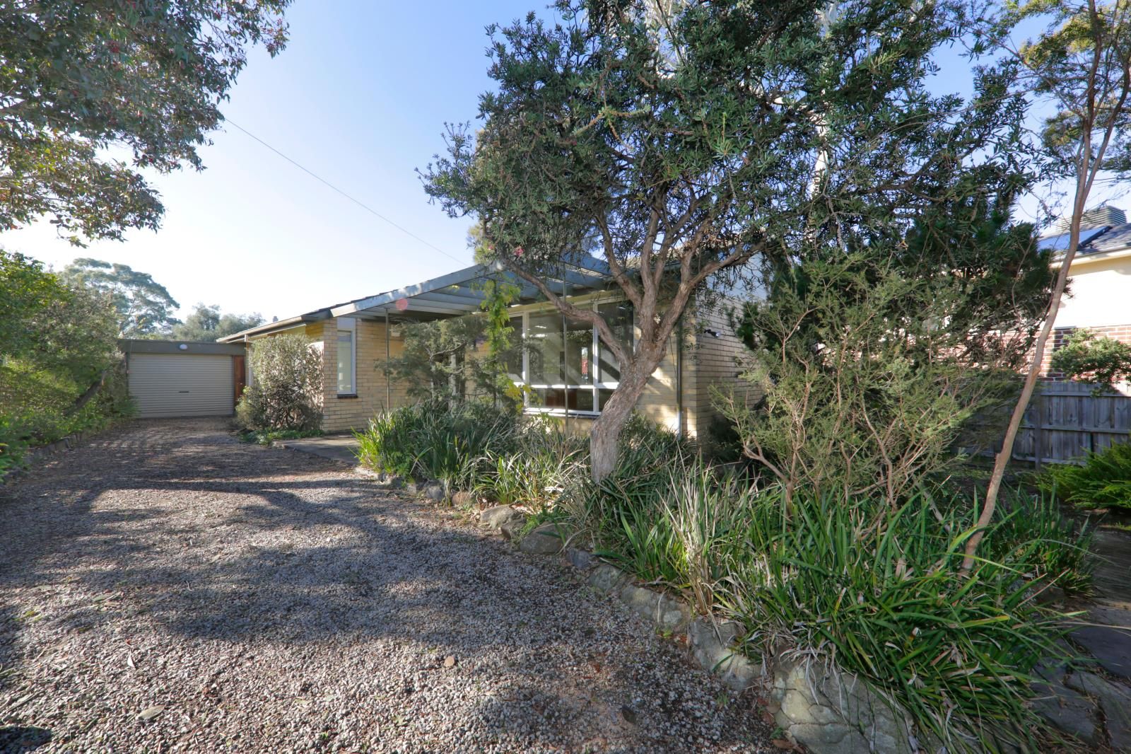 28 Olive Avenue, Mount Waverley VIC 3149