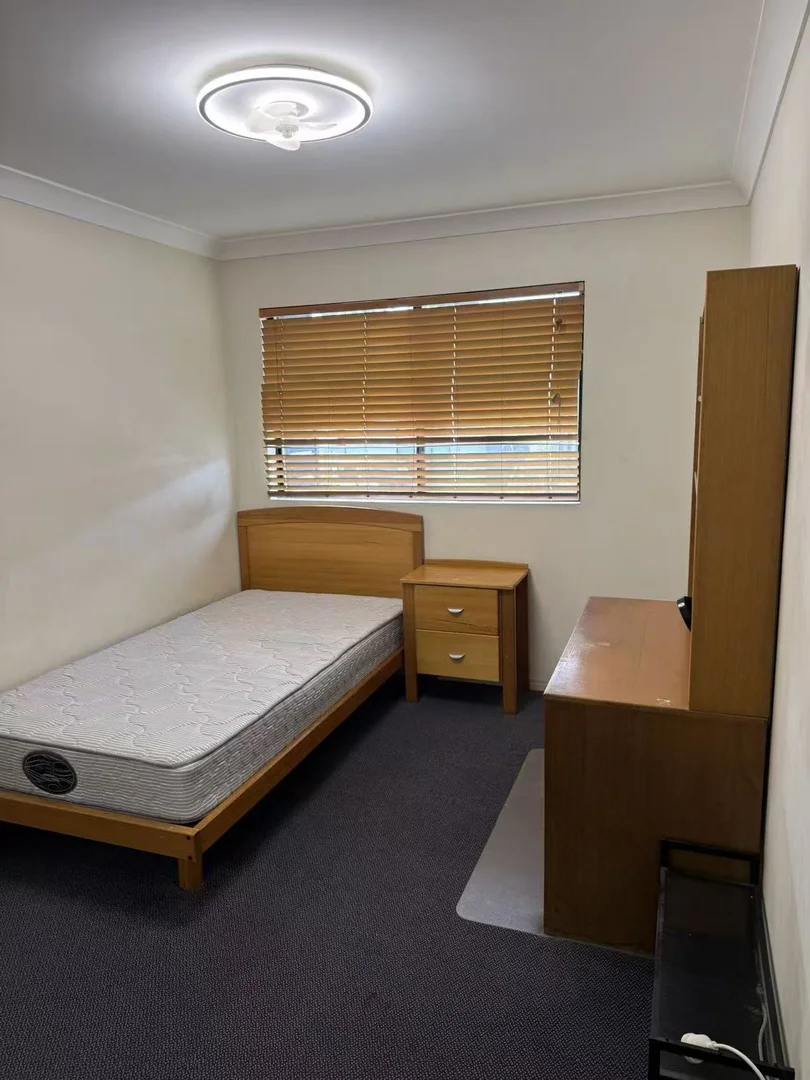 Additional image 4 of 280 Olsen Avenue, Parkwood QLD 4214