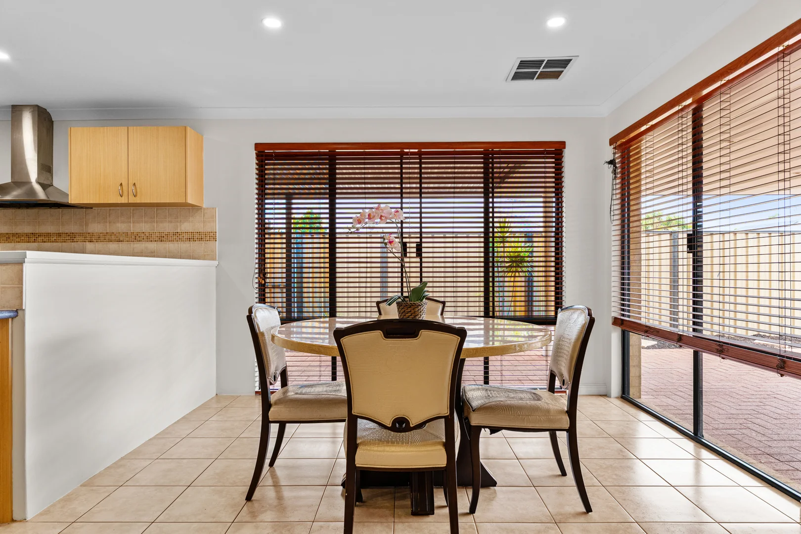 Additional image 16 of 8 Deanmore Bend, Hammond Park WA 6164