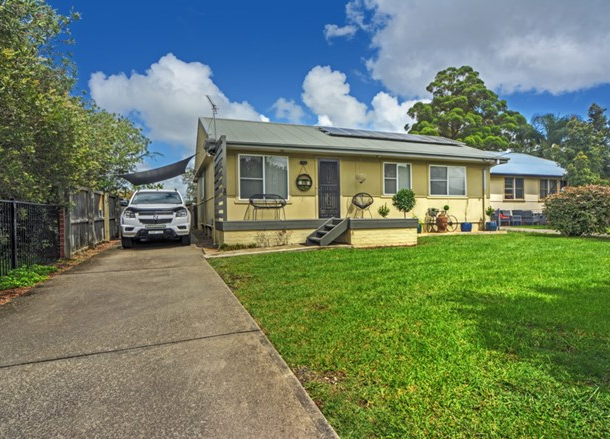 30 Ritchie Street, Bomaderry NSW 2541