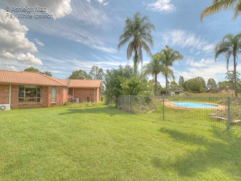 134 Riverside Avenue, BARELLAN POINT QLD 4306, Image 1