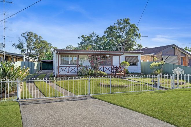 Picture of 28 Clare Crescent, BERKELEY VALE NSW 2261