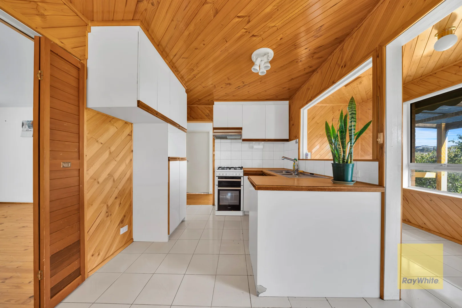 Additional image 7 of 42 Valley Crescent, Glenroy VIC 3046