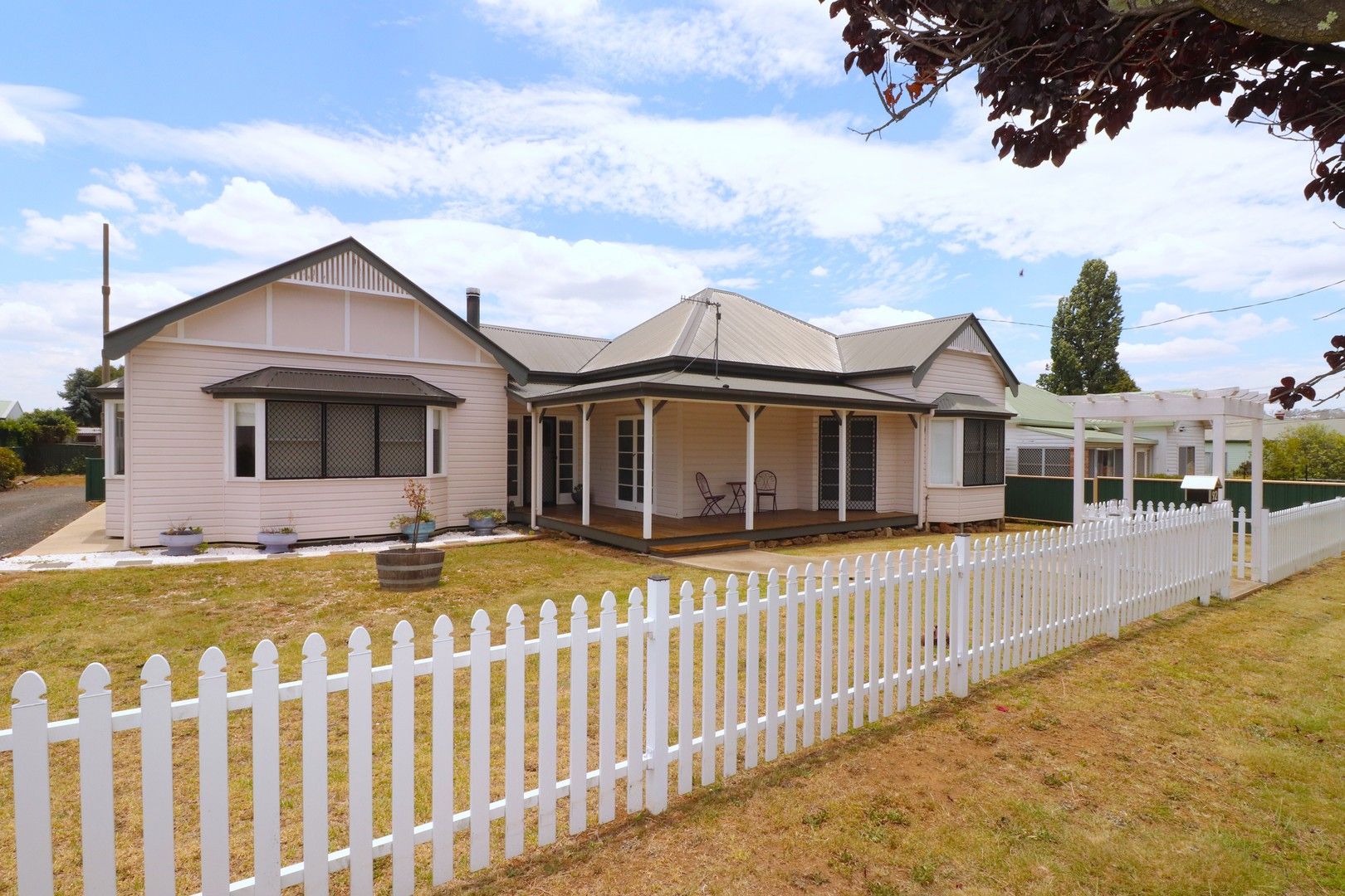 92 Taylor Street, Glen Innes NSW 2370, Image 0