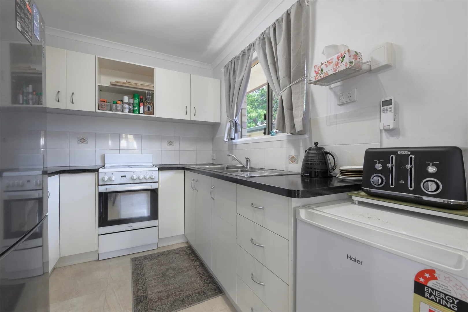 Additional image 2 of 9 Short Street, South Gladstone QLD 4680