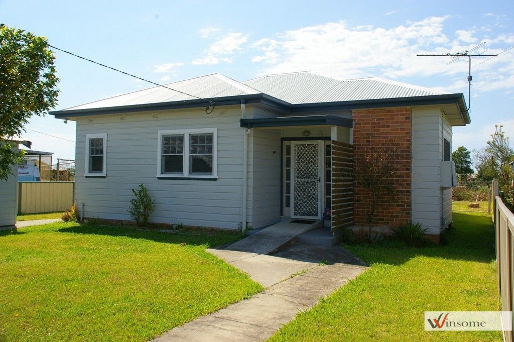 17 Russell Avenue, Smithtown NSW 2440, Image 0