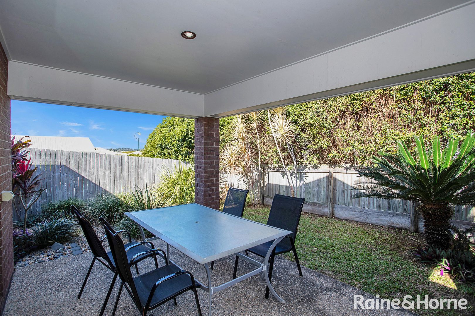 2/25 Avalon Drive, Rural View QLD 4740, Image 2