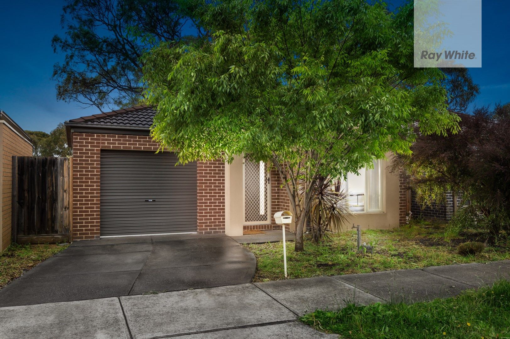 8 Glory Street, South Morang VIC 3752, Image 0