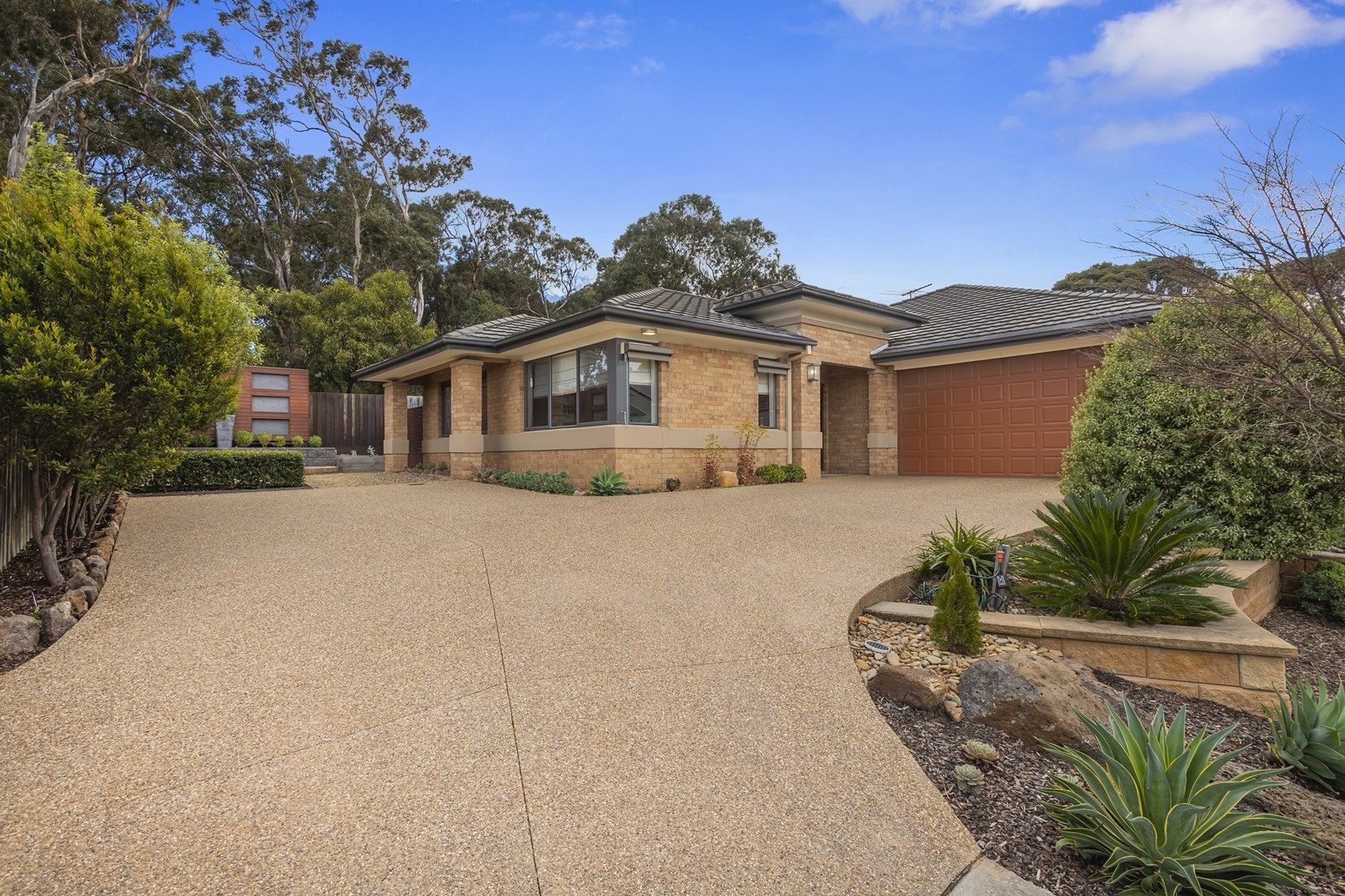 16 Sunview Court, Sunbury VIC 3429, Image 0