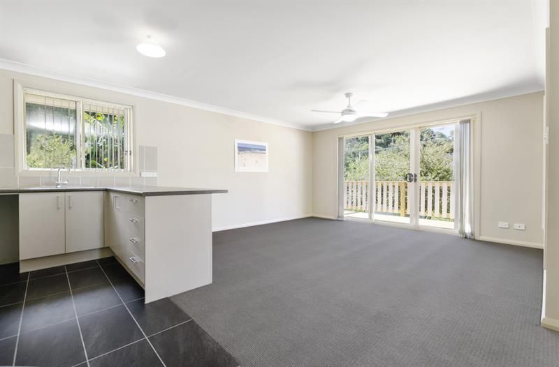 48a Mountain Ave, Austinmer NSW 2515, Image 2