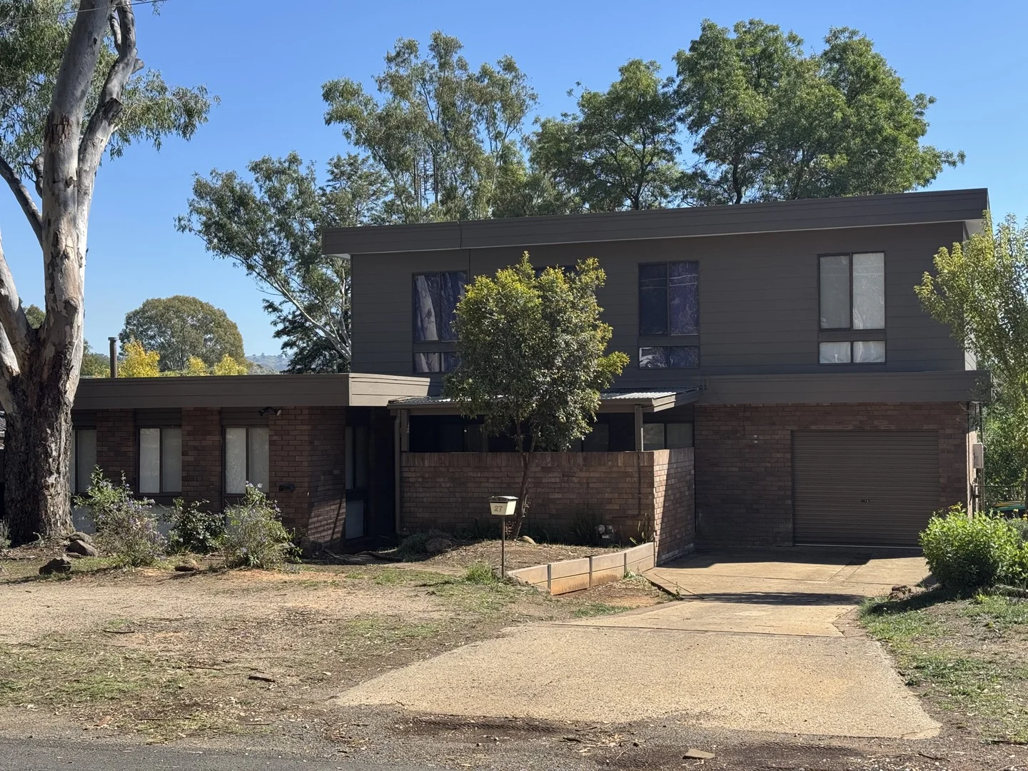 Primary image of 27 Quandong Avenue, Tumut NSW 2720