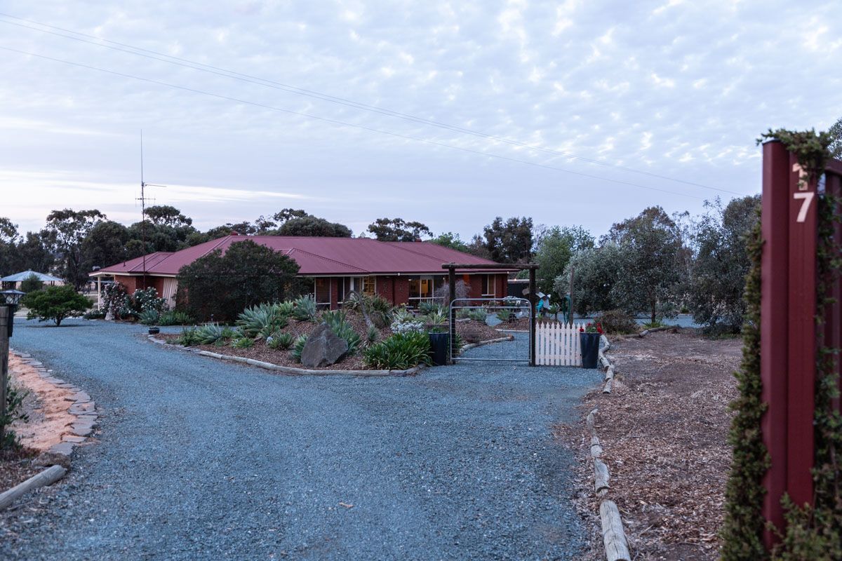 17 Waranga Basin Road, Waranga Shores VIC 3612, Image 1