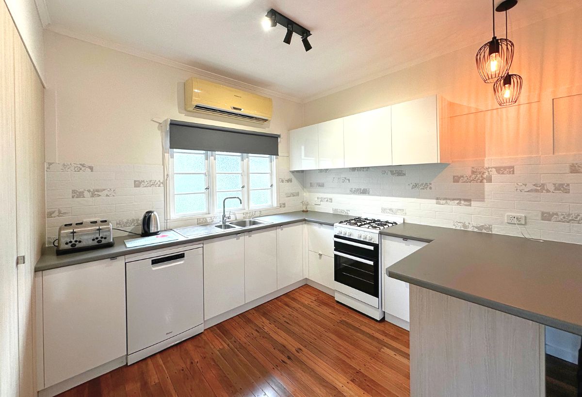 3 bedrooms House in 20 Ansdell Street MOUNT GRAVATT QLD, 4122