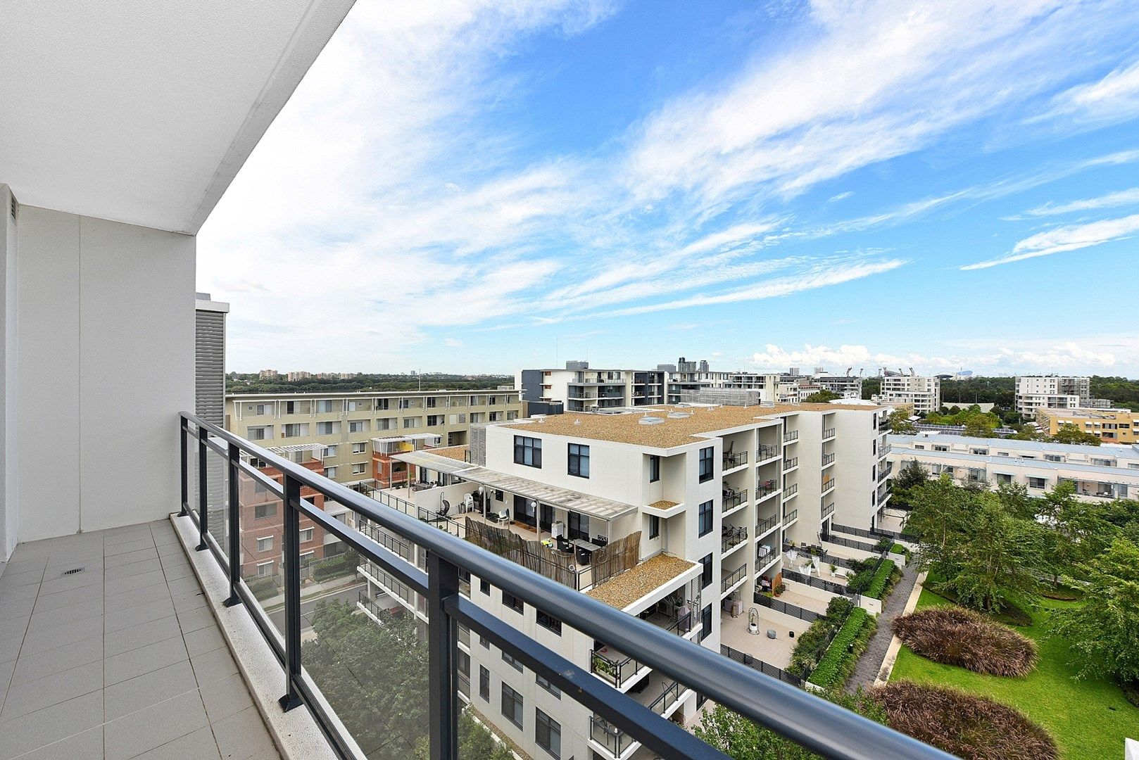 813/22 Baywater Drive, Wentworth Point NSW 2127, Image 0