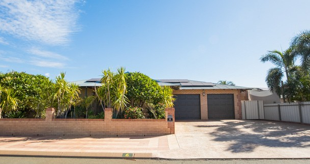 6 Moynes Court, Baynton WA 6714