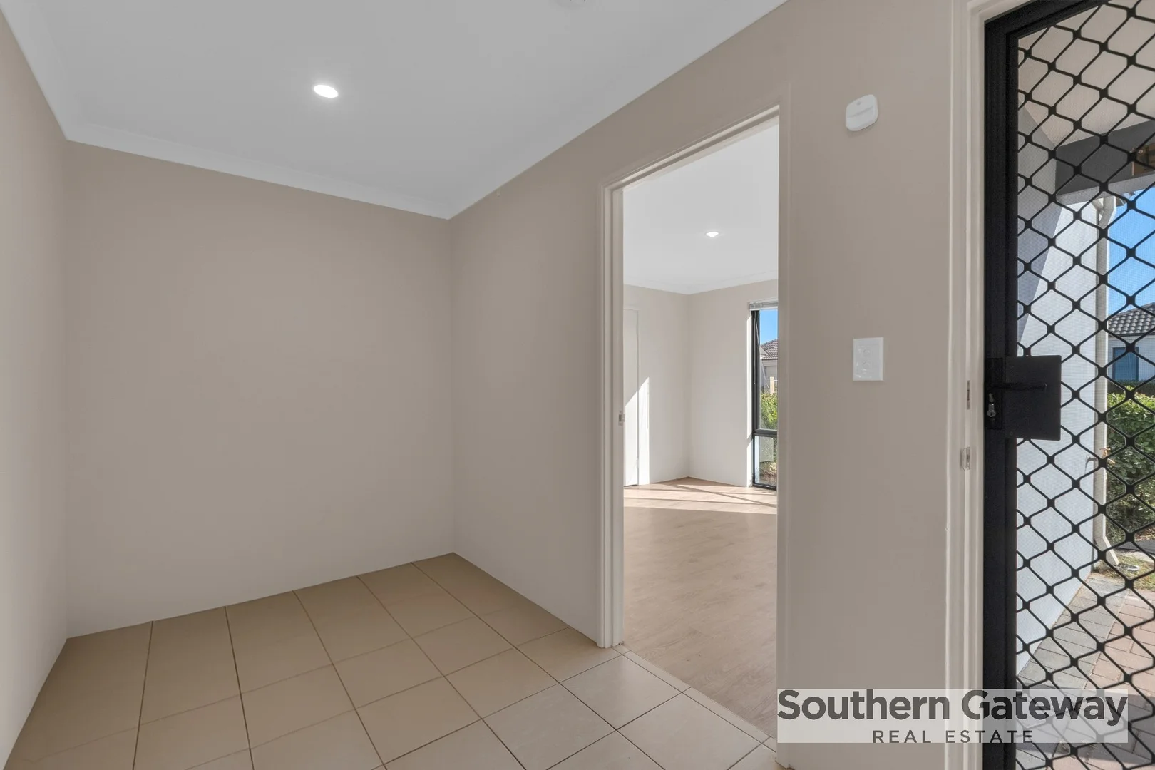 Additional image 8 of 17 Meridian Way, Kwinana Town Centre WA 6167